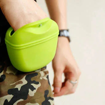 Ultimate Portable Dog Training Treat Bag - Perfect for Obedience, Agility, and Outdoor Adventures!