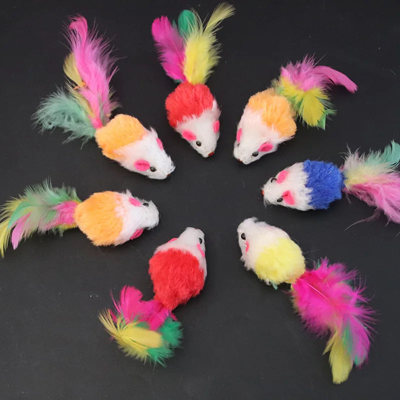 Engaging and Fun Interactive Cat Toy: Soft Fleece Mouse with Colorful Feathers for Endless Playtime!